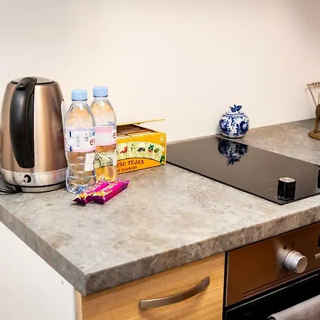 Apartment Stories Writer's Ap 40sqm Renovated Free Parking